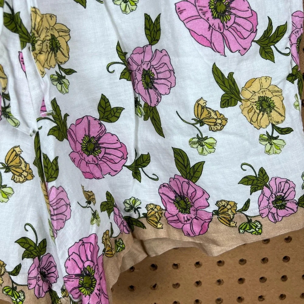 Vineyard‎ Vines Linen Shorts with Pink and Green Floral Pattern Size Medium